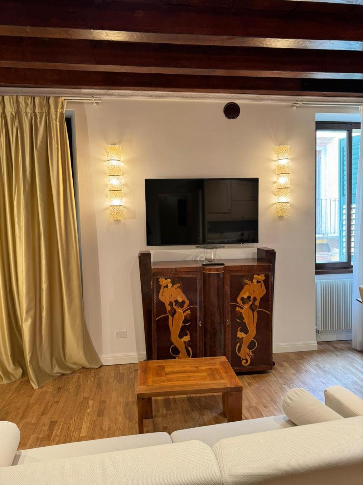 Residenza Cappello18 Apartment Verona Exterior foto