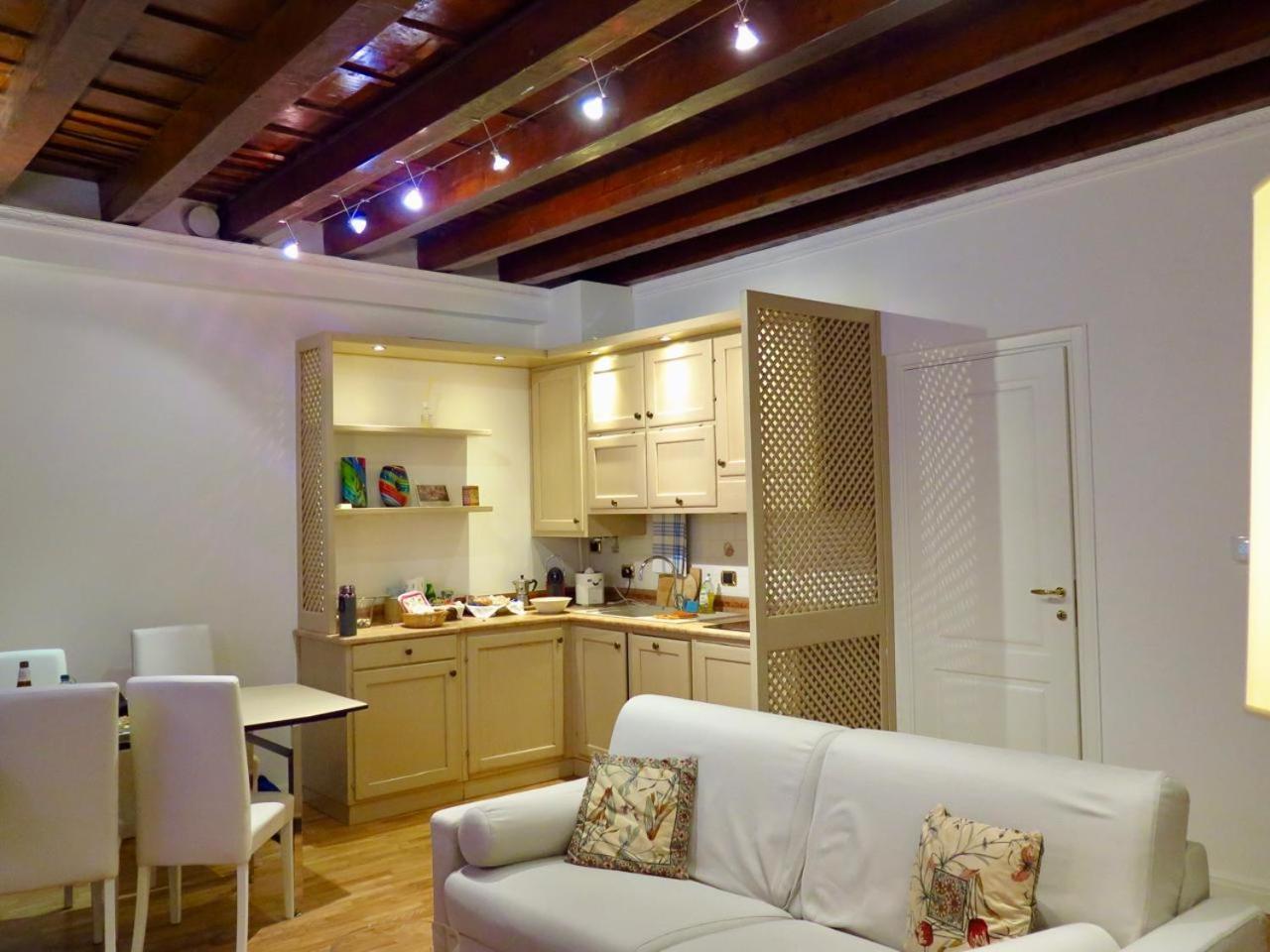 Residenza Cappello18 Apartment Verona Exterior foto